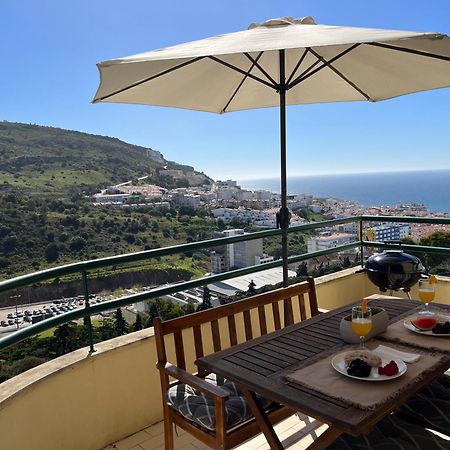 Casa Do Mar - Sea View - Wifi - Barbecue Apartman Sesimbra Kültér fotó